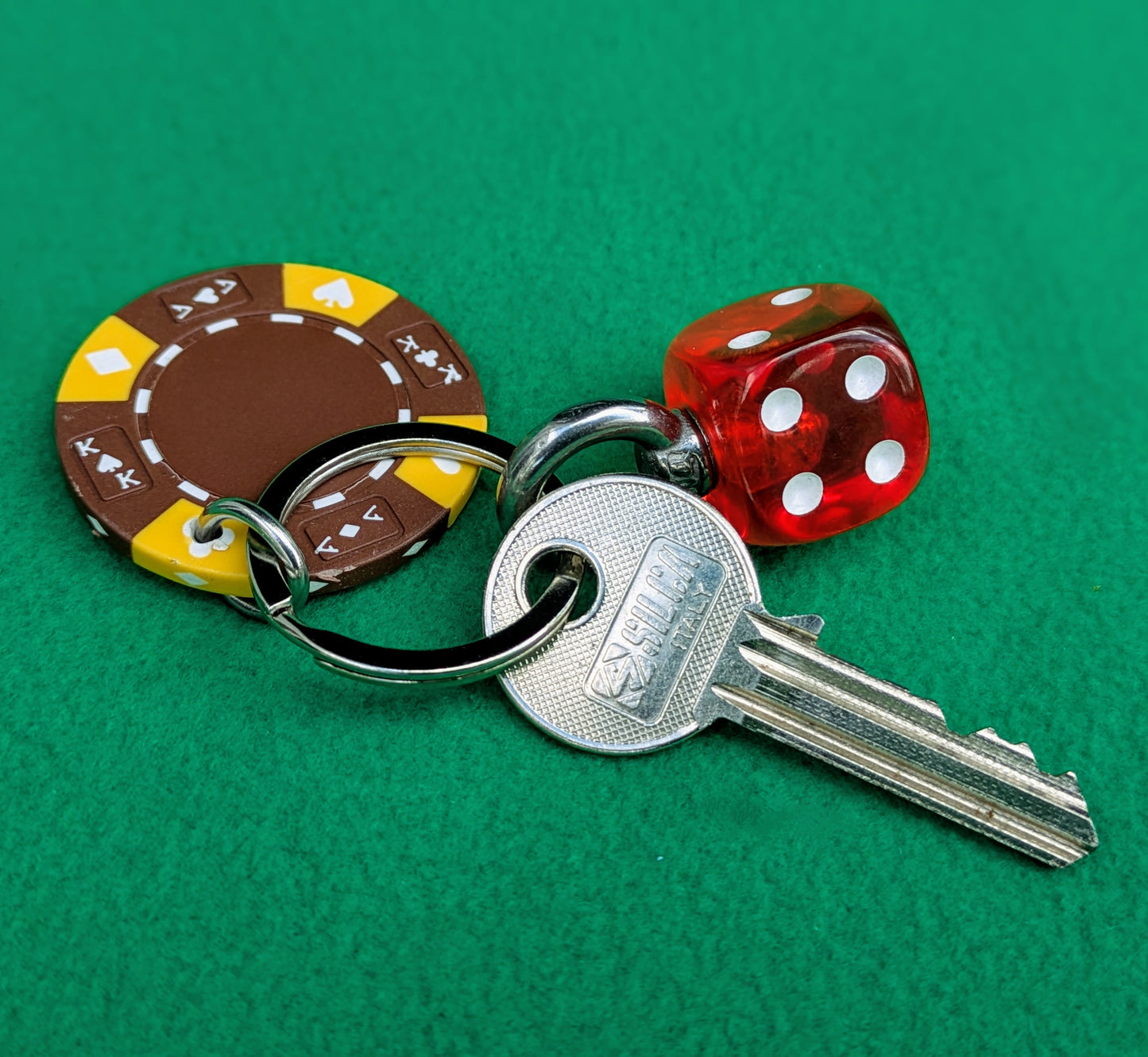 Vegas Casino Chip and Dice repurposed key ring
