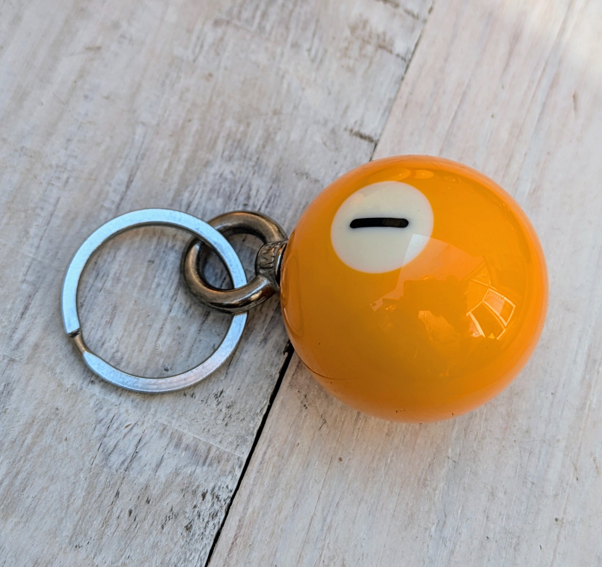 pool ball no 1 key ring