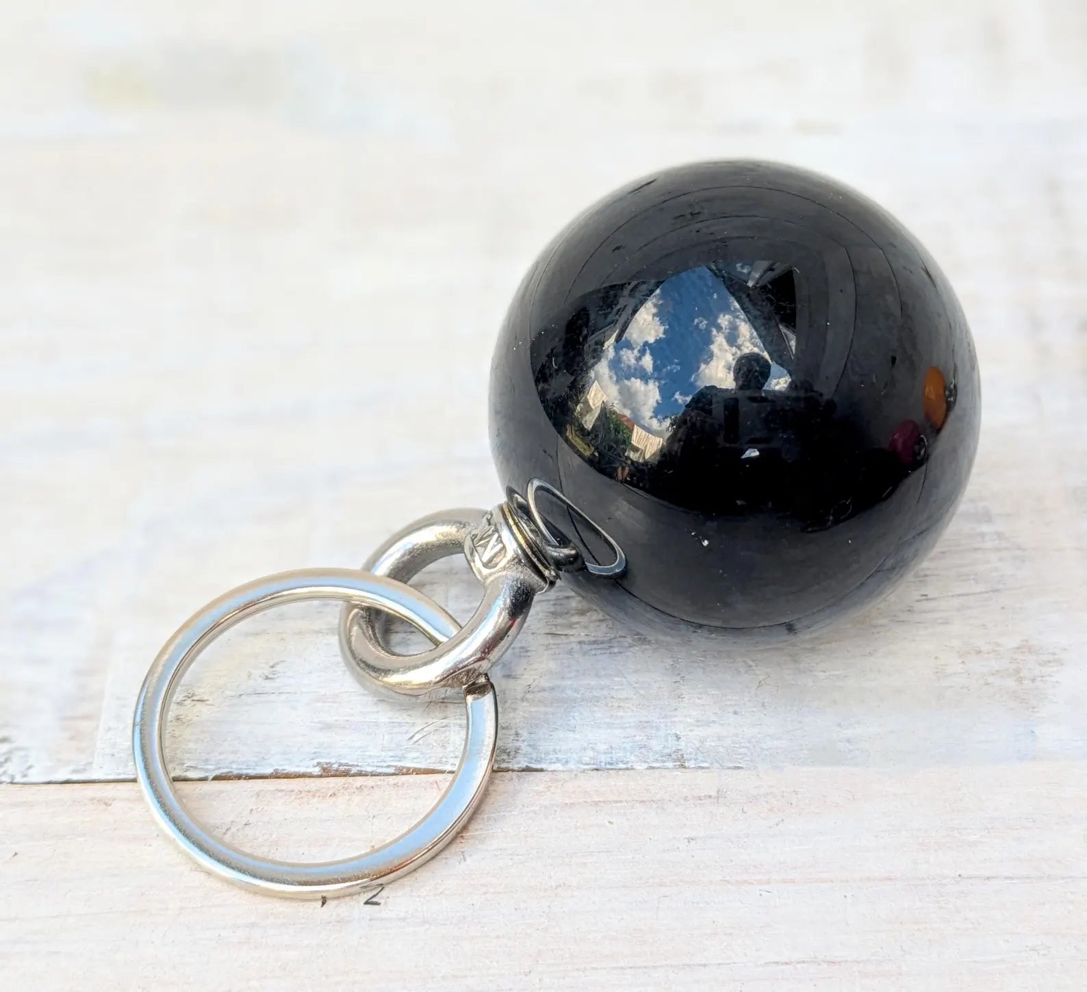 snooker player black ball key ring