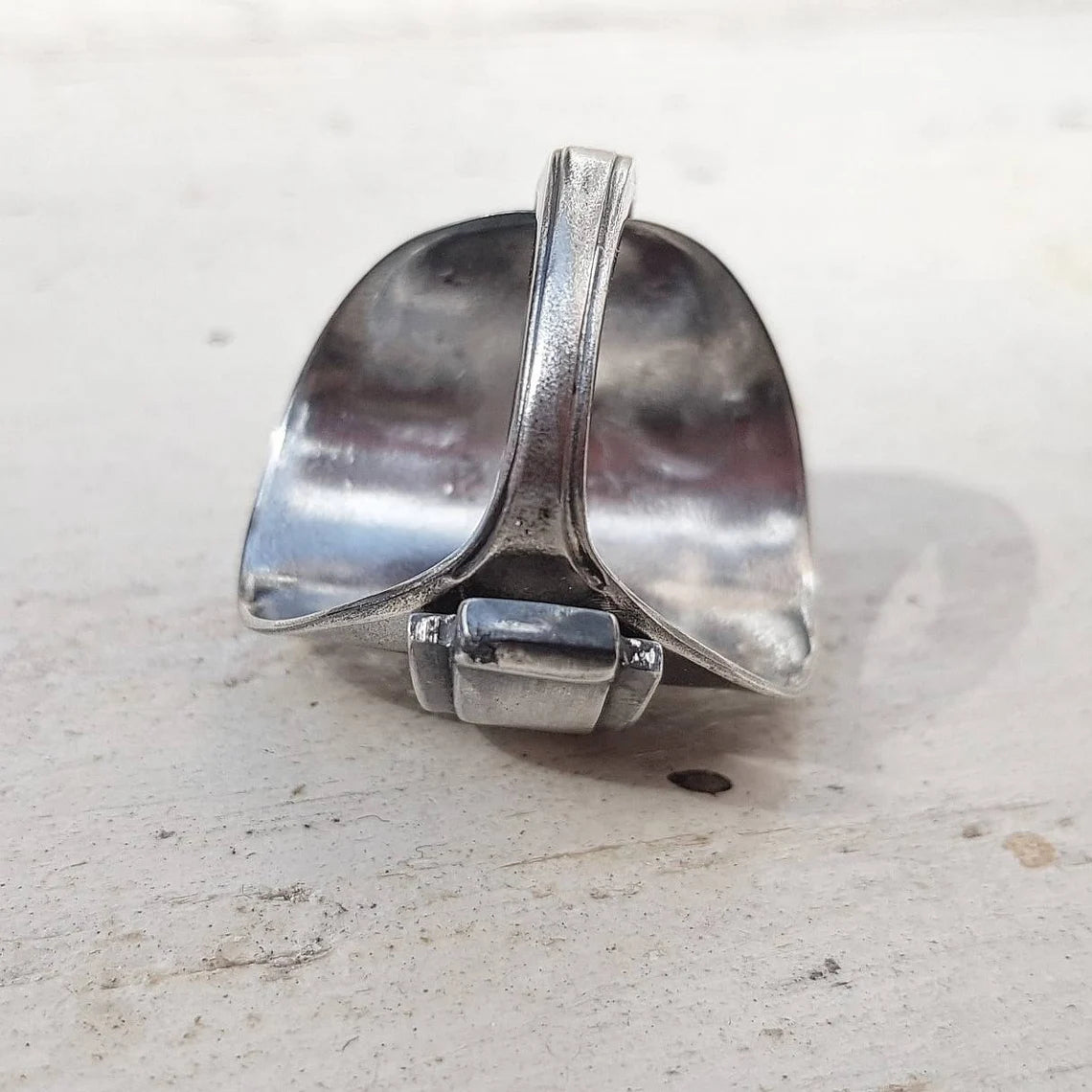Vintage Art Deco Upcycled Spoon Ring - Heart Pattern
