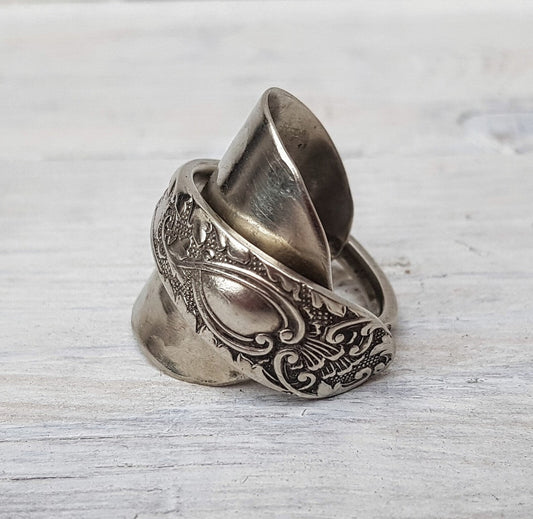 Unisex Vintage Spoon Ring - Upcycled Jewelry - Ladies / Men's - Handmade