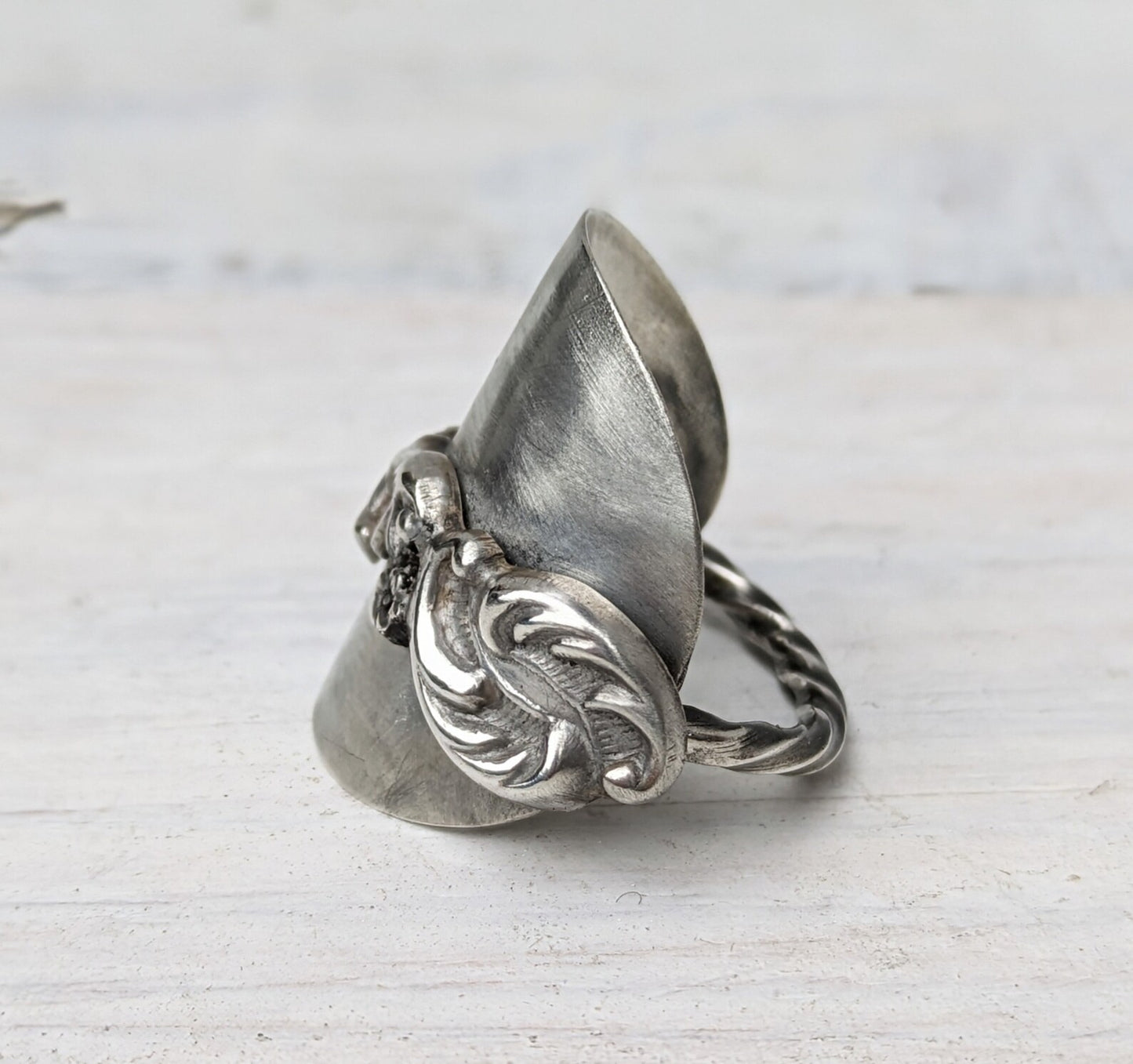 Sterling SILVER - 1900 VICTORIAN Floral Spoon Ring