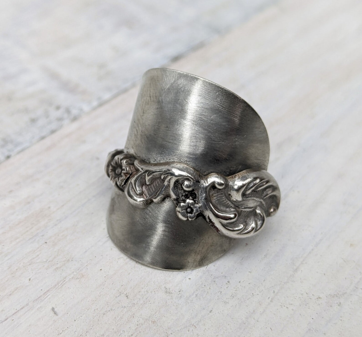 Sterling SILVER - 1900 VICTORIAN Floral Spoon Ring