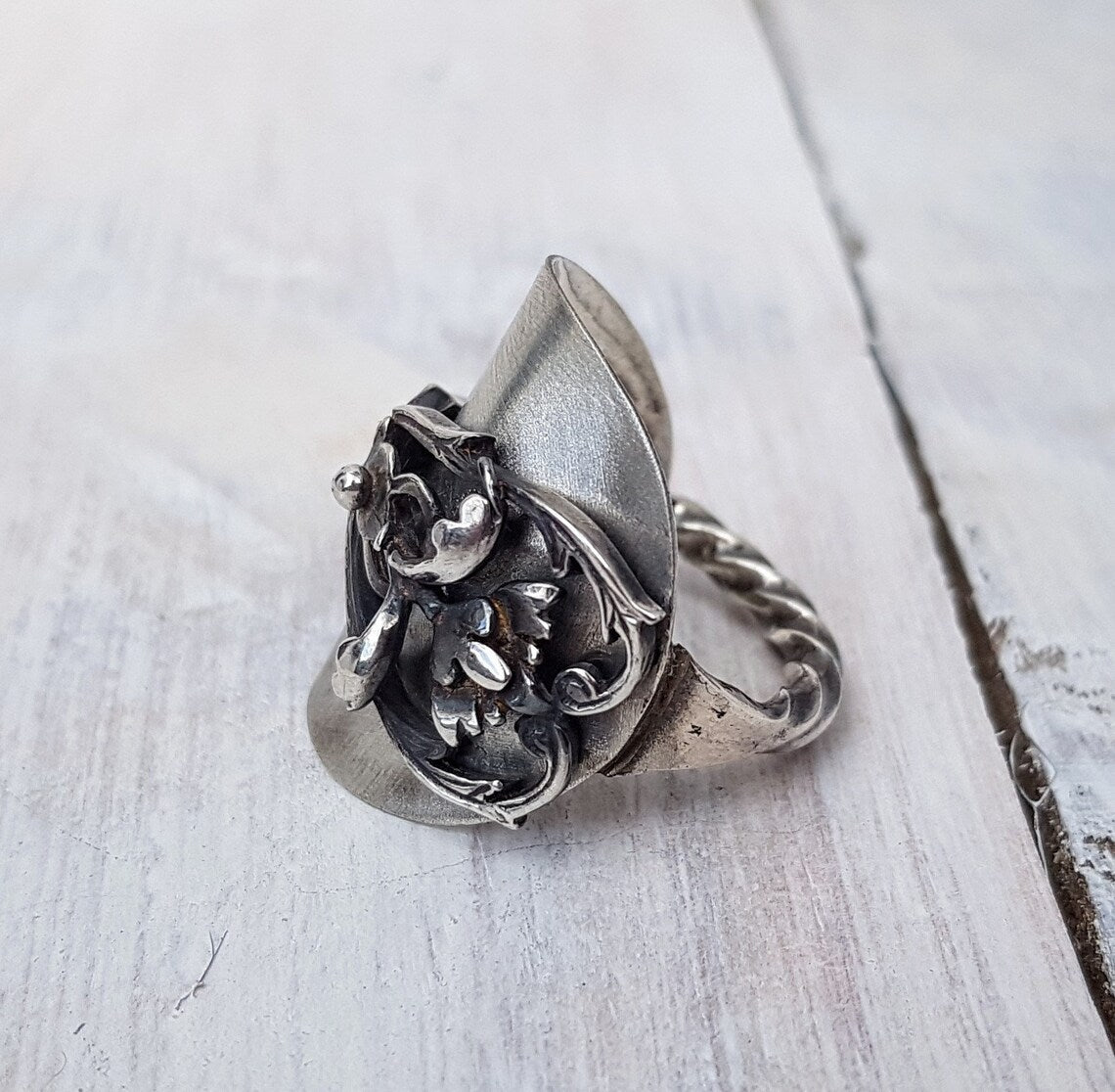 1972-sterling-silver-gothic-spoon-ring