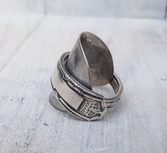 Vintage - 1937 Crown Spoon Ring - Upcycled Jewelry - Ladies Men's