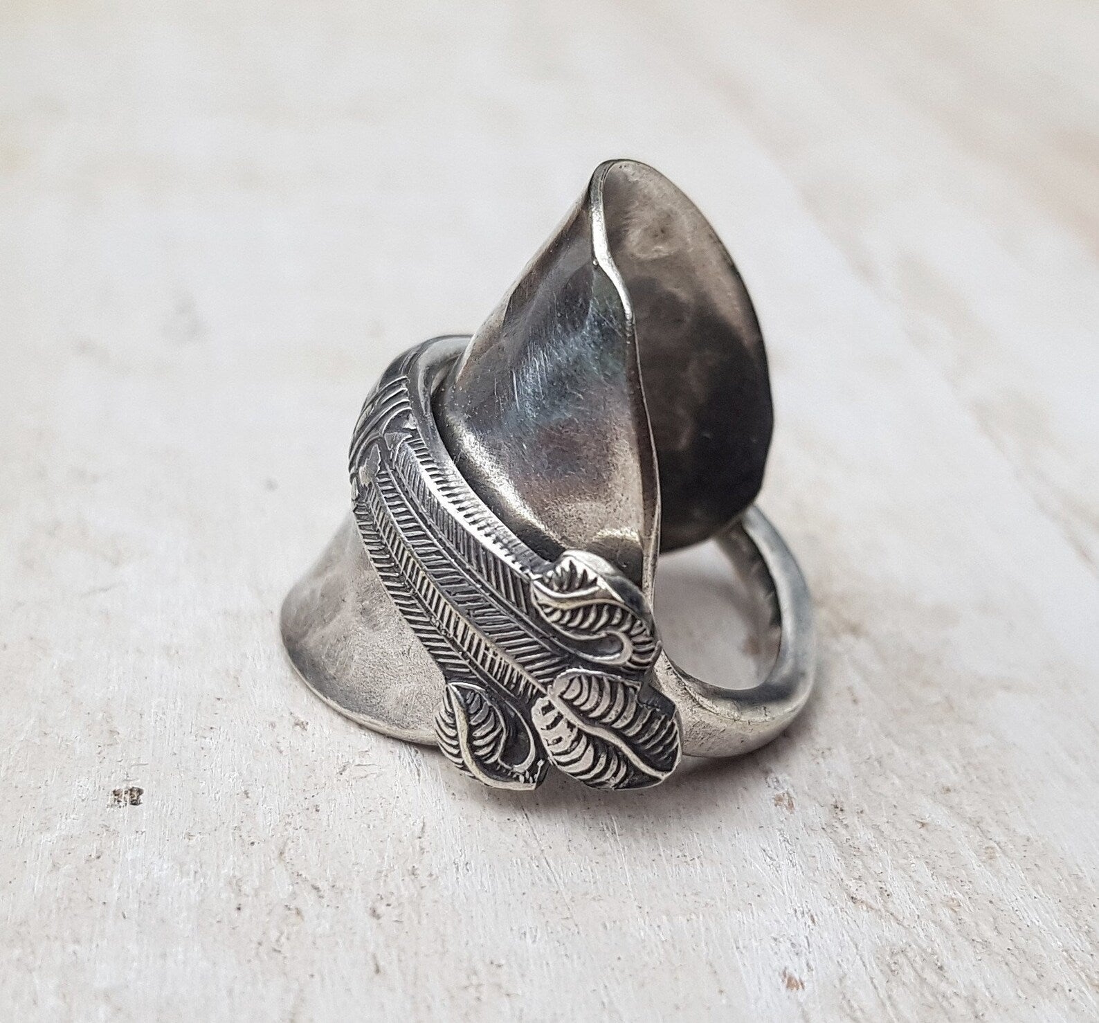 Prince-of-Wales-Feather-Spoon-Ring-Mens-Jewelry