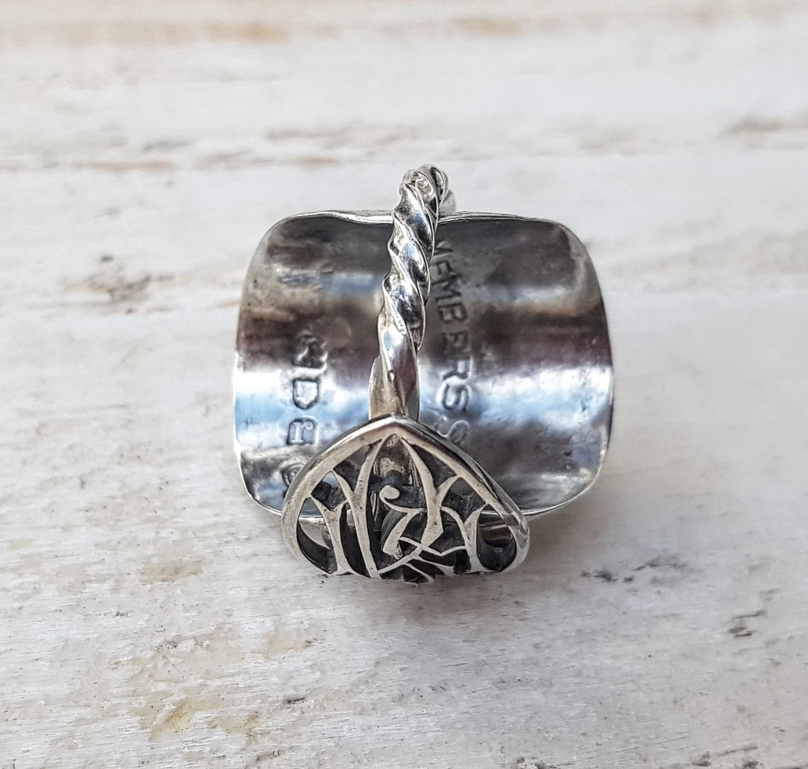 Sterling SILVER - London 1913 Spoon Ring - Vintage - Upcycled Boho Jewelry