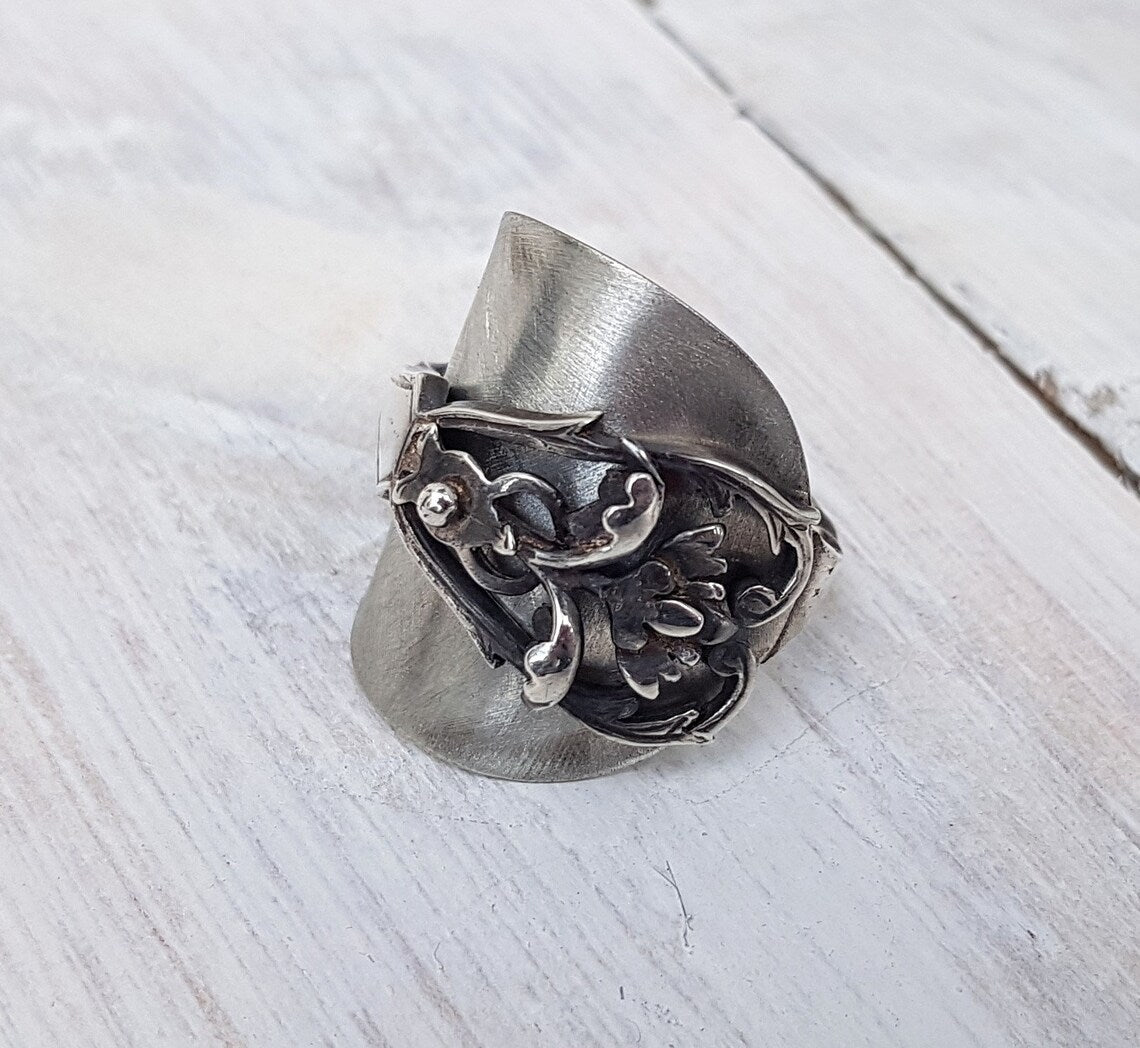 Sterling SILVER - Birmingham 1972 Spoon Ring - Vintage - Upcycled Gothic Boho Jewelry