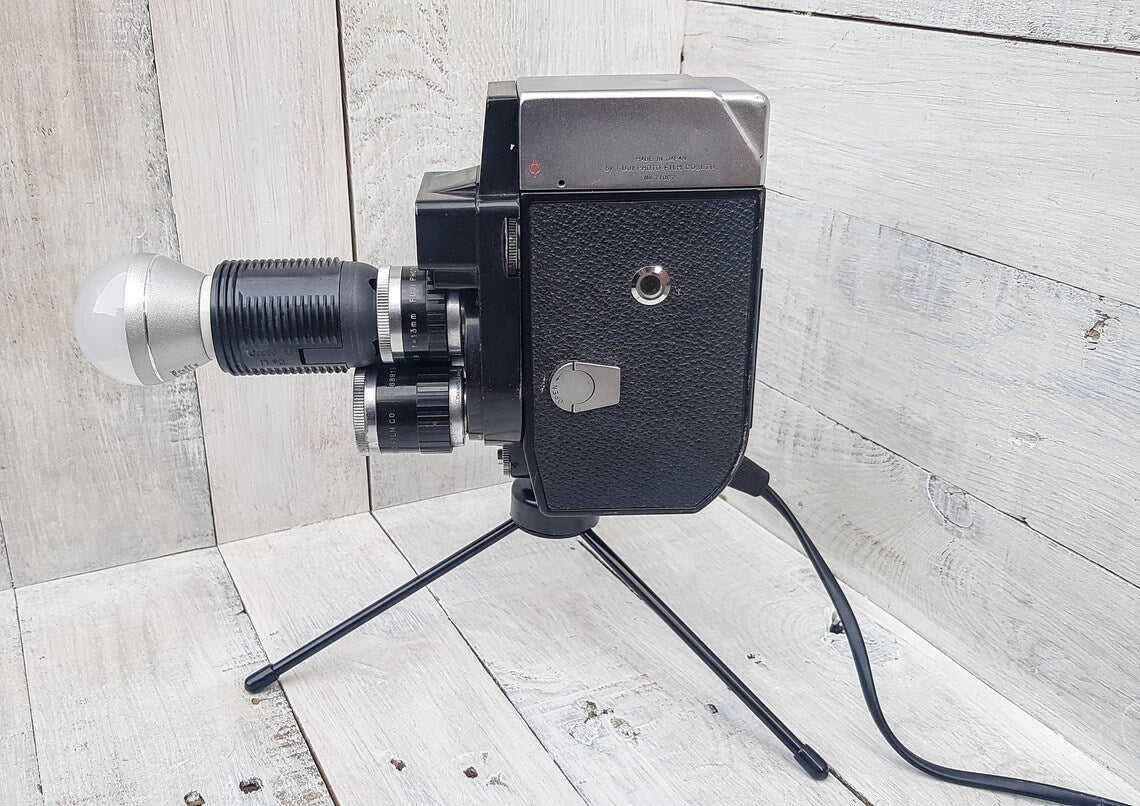 Repurposed 1960s Vintage Cine Movie Camera Lamp - Table Desk Lamp - Mancave