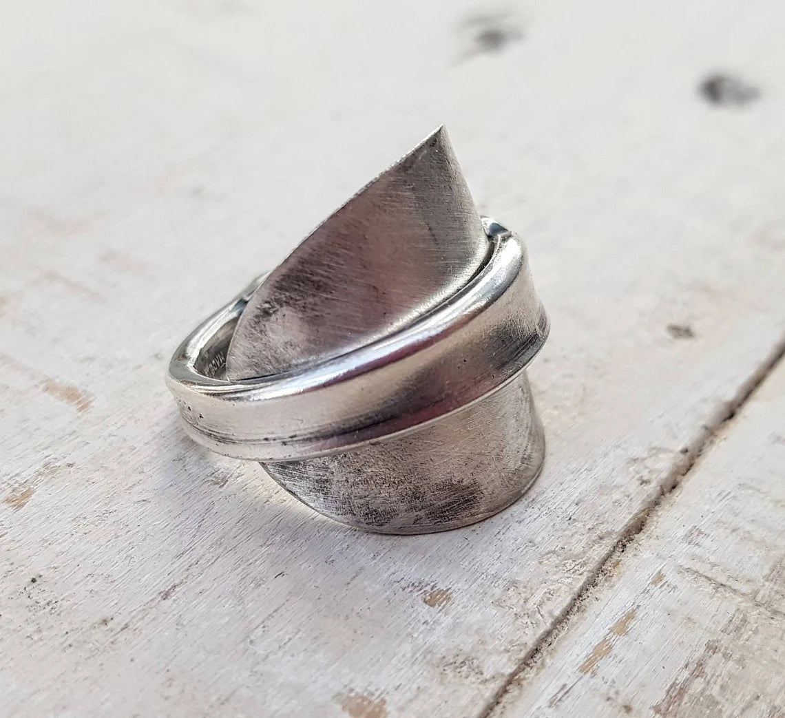 Unisex - Vintage Spoon Ring - Upcycled Boho - Gothic Jewelry - Handmade