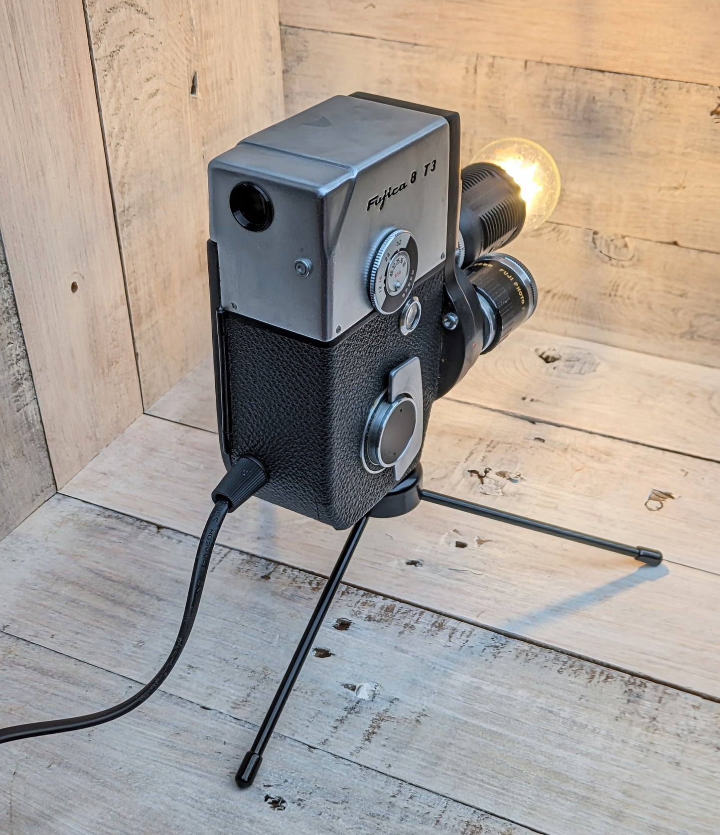 Repurposed 1960s Vintage Cine Movie Camera Lamp - Table Desk Lamp