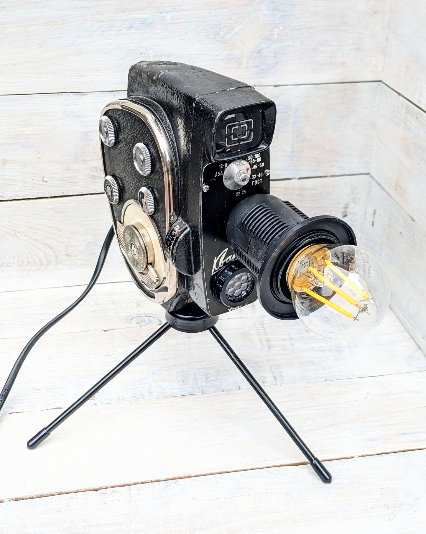 Repurposed 1960s Vintage Cine Movie Camera Lamp - Table Desk Lamp - Mancave