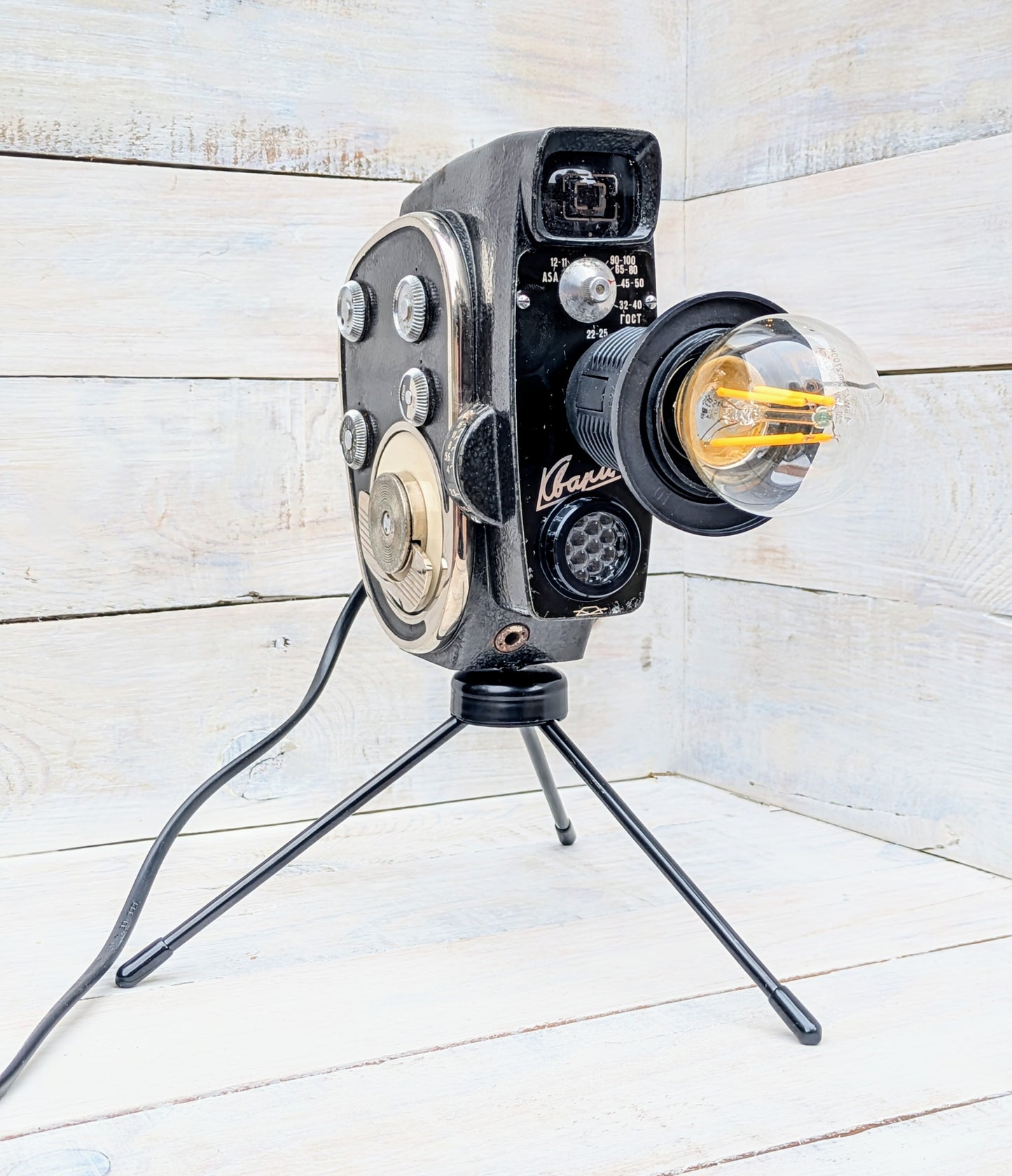 Repurposed 1960s Vintage Cine Movie Camera Lamp - Table Desk Lamp - Mancave