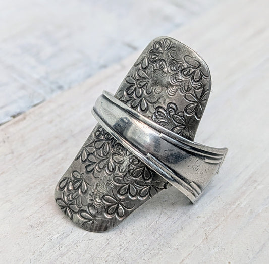 Tall 1936 Sterling Silver Floral Pattern Baby Spoon Ring