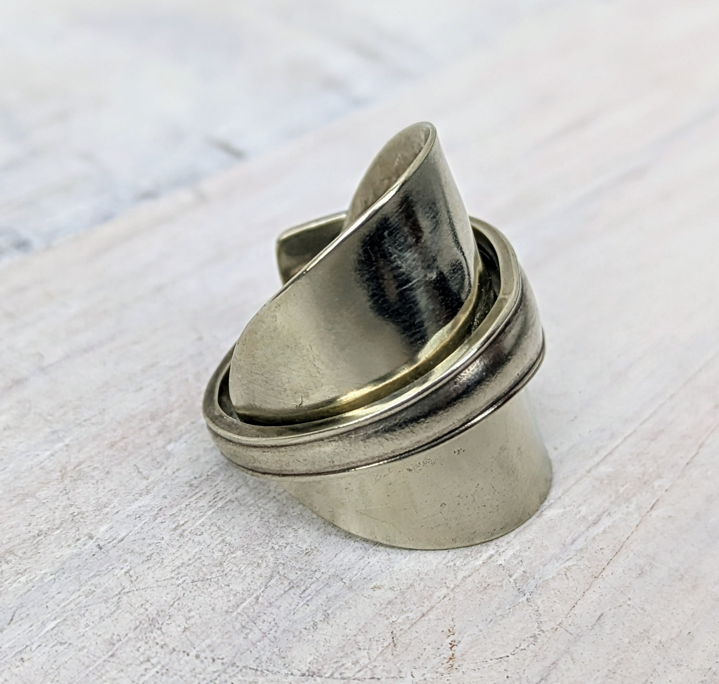 Vintage Unisex Spoon Ring Bow Pattern