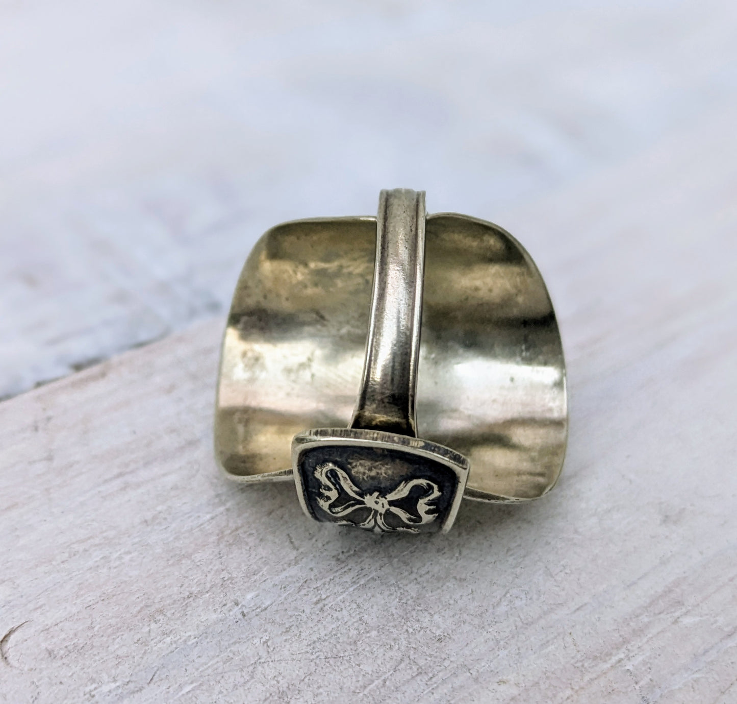 Vintage Unisex Spoon Ring Bow Pattern