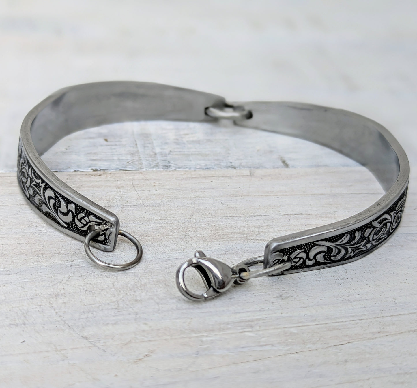 Stainless Steel Unisex Handmade Floral Bracelet