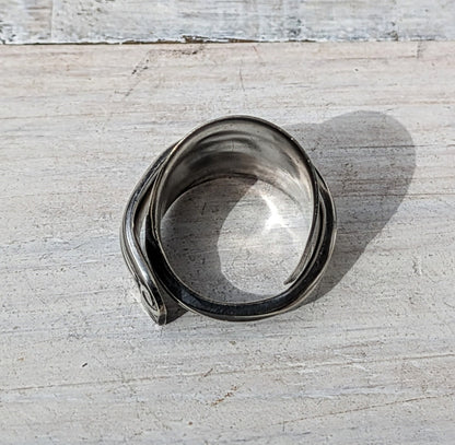 Vintage Art Deco Spoon Ring - Upcycled Boho Jewelry Fashion - Hippie