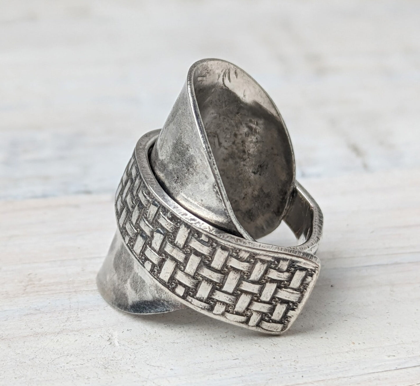 Unisex Weave Pattern Vintage Spoon Ring