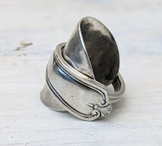 Vintage Spoon Ring - Upcycled Boho Jewelry - Unisex Ladies / Men's Jewelry