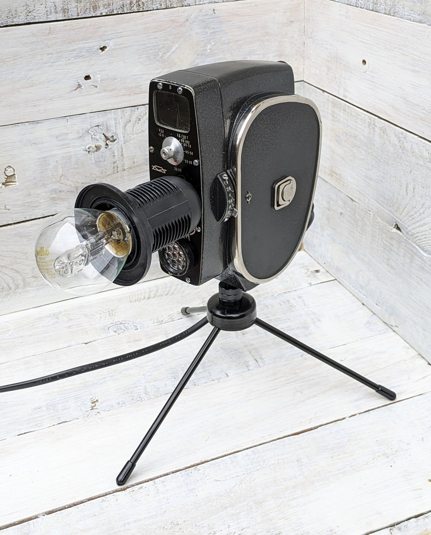 Repurposed 1960s Vintage Cine Movie Camera Lamp - Table Desk Lamp - Mancave