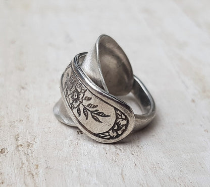 Vintage SILVER Floral - Silver Spoon Ring - Upcycled Boho Jewelry - Handmade