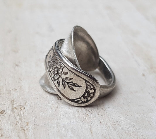 Vintage SILVER Floral - Silver Spoon Ring - Upcycled Boho Jewelry - Handmade