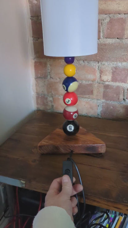 Vintage POOL BALL Lamp Table Desk Lamp
