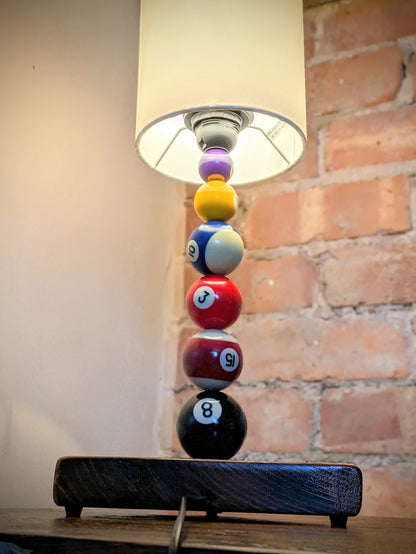 Vintage POOL BALL Lamp Table Desk Lamp