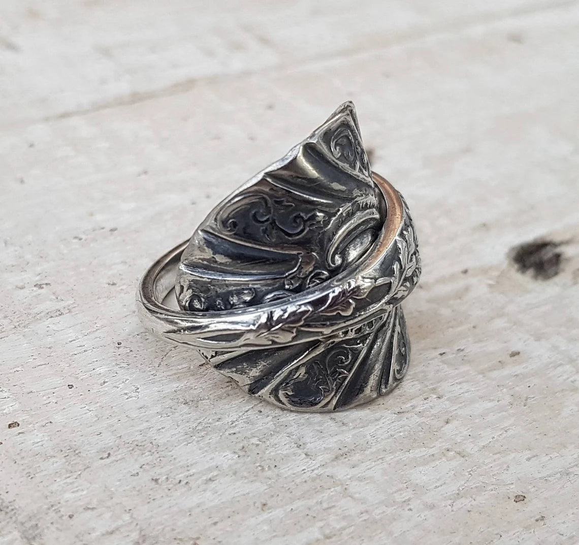 Vintage - Spoon Ring - Handmade Upcycled - Mens - Ladies Floral Gothic Jewelry