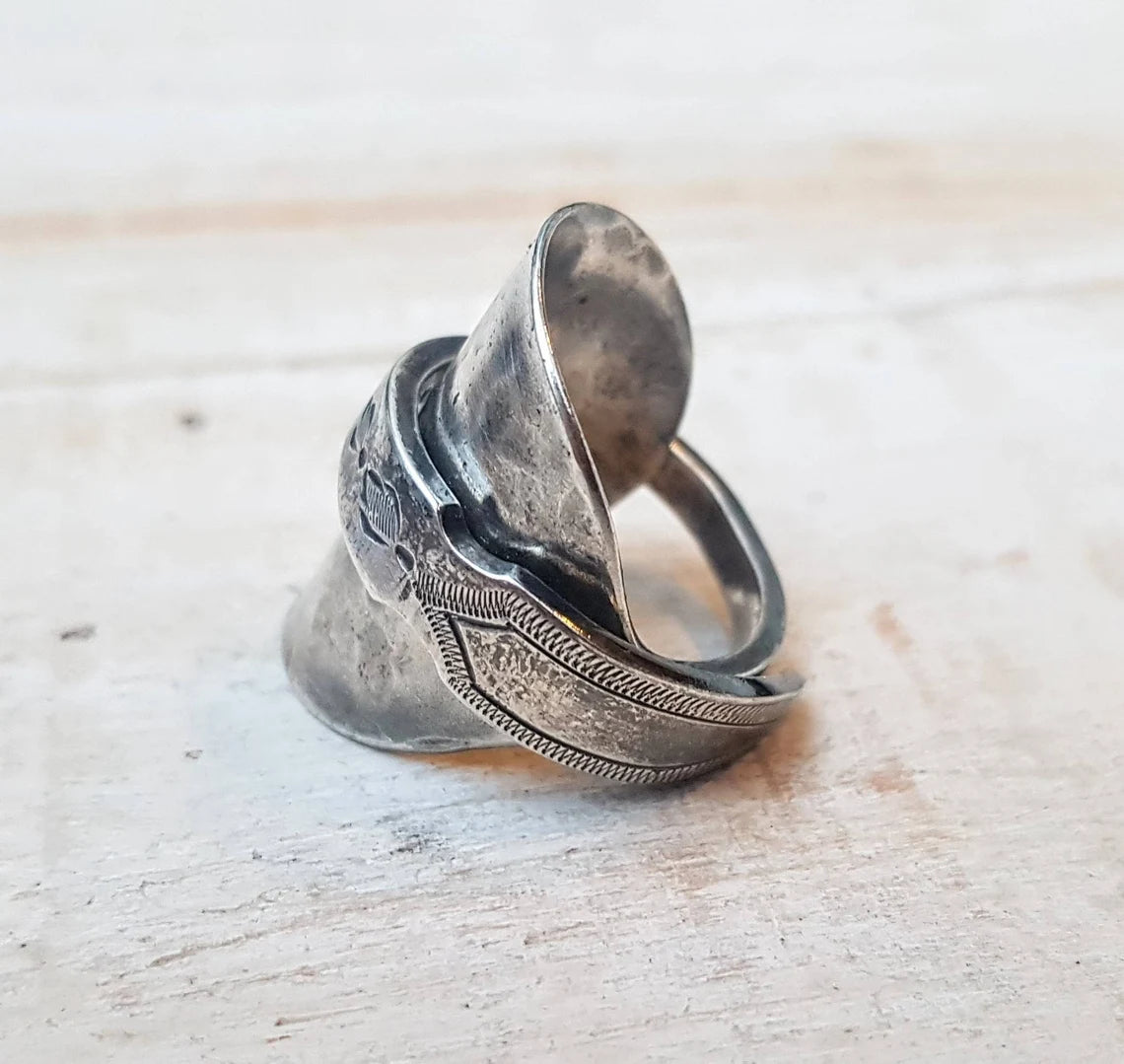 Upcycled-Handmade-Vintage-Spoonring